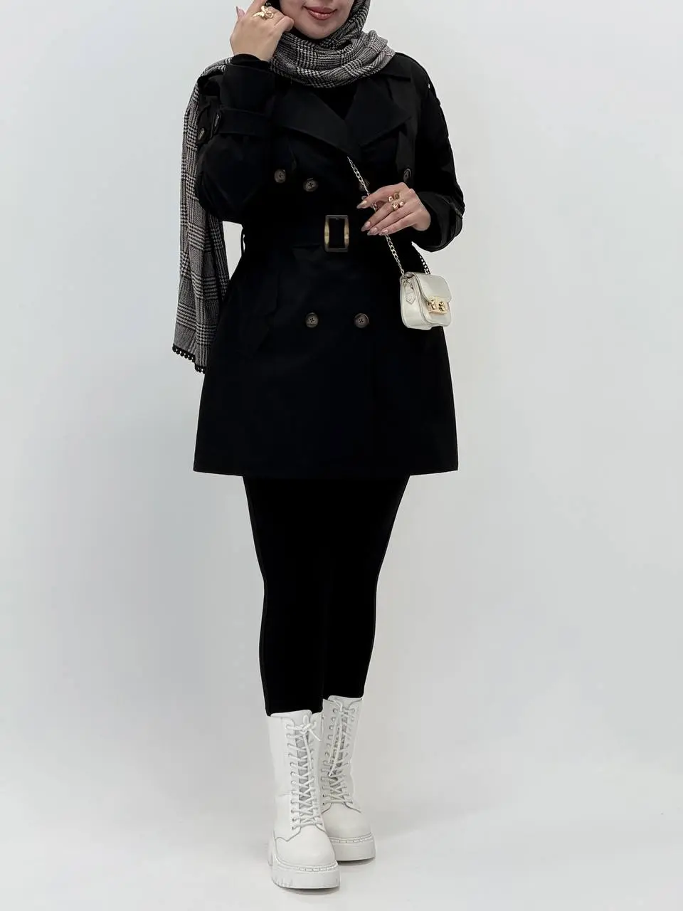 3529 - بارونی آستردار نینا